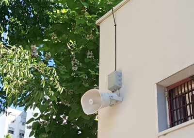 Instalación de Sistema de Megafonía en Sevilla para el C.E.I.P. Juan de Mairena – GrupoOpen