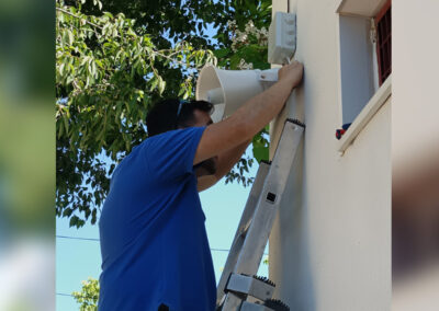 Instalación de Sistema de Megafonía en Sevilla para el C.E.I.P. Juan de Mairena – GrupoOpen
