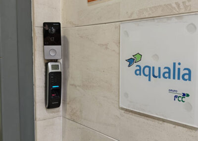 Instalación de Videoportero y Sistema de Control de Acceso para FCC AQUALIA – Sevilla